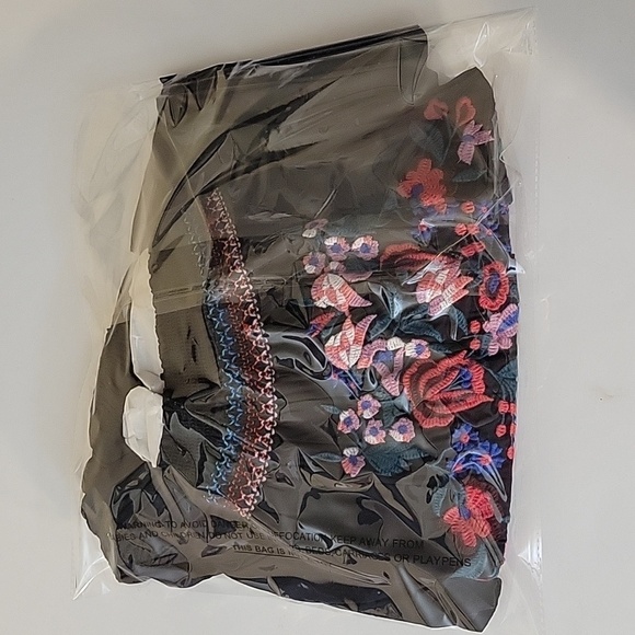 Free People Sunbeams Floral Embroidered Black Off The Shoulder Mini Dress - Picture 10 of 10